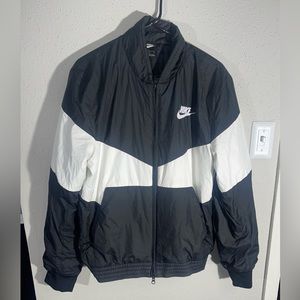 Nike sportswear Insulated Bomber Men Jacket Black White Size Medium M